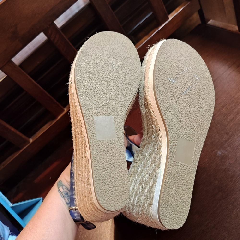 Stylish Coconuts by Matisse Blue Tie-Dye Platform Sandals Sz 10 Espadrille - Picture 13 of 13